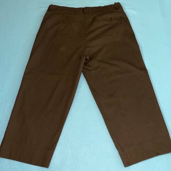 St. John's Bay Stretch olive green capris comfy hook zipper closure NEW size 12 - Picture 3 of 14